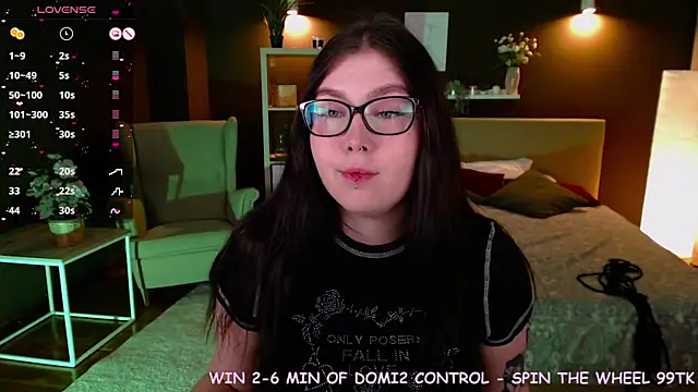 Snapshot of Arizonaa_Muse chatting on 01.16.25 Arizonaa Muse online show from 01.16.25