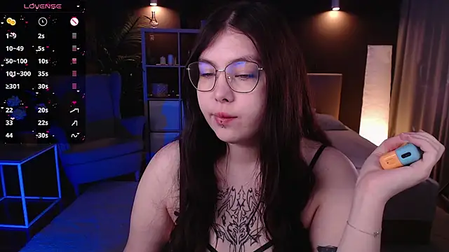 Snapshot of Arizonaa_Muse chatting on 09.21.25 Arizonaa Muse online show from 09.21.25