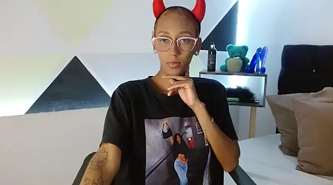 ZashaRomero online show from 03.20.25