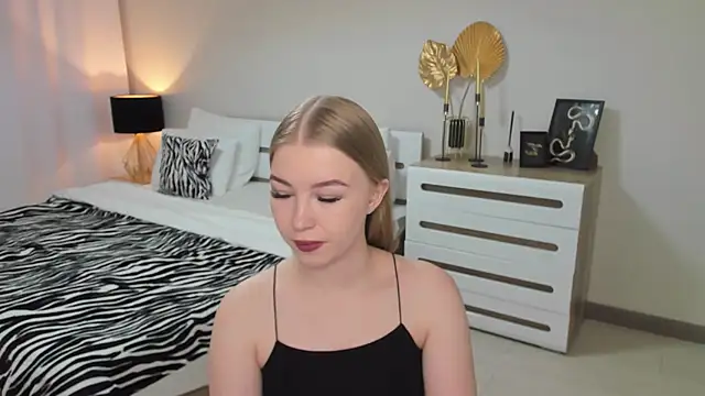 shy  lady online show from 03.11.25