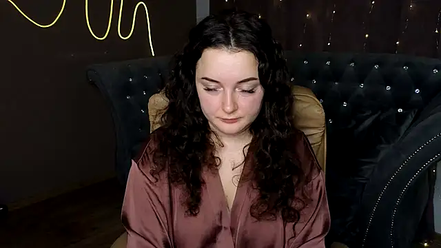 GloriNichols online show from 01.12.25