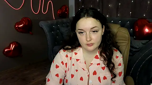 GloriNichols online show from 02.12.25