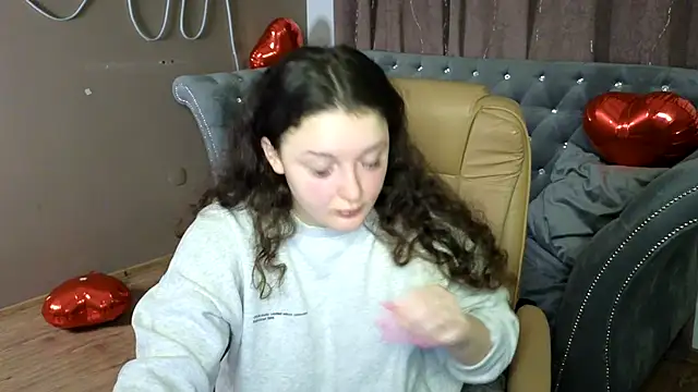 GloriNichols online show from 03.10.25