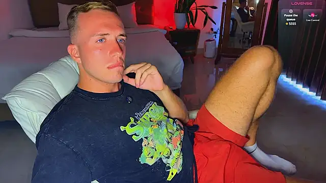 tommy cumfinger online show from 03.10.26