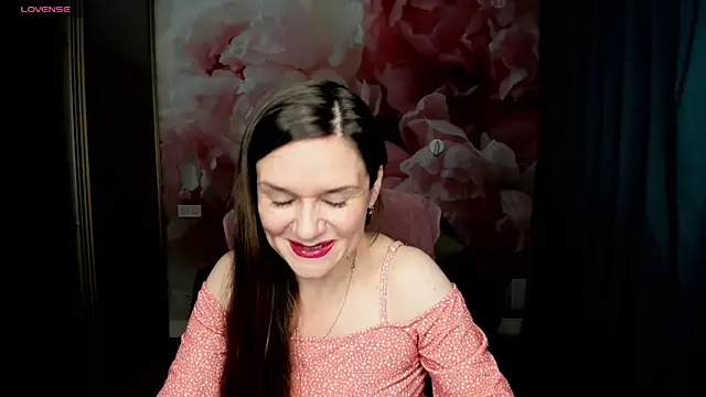 AriaGray online show from 11.24.25