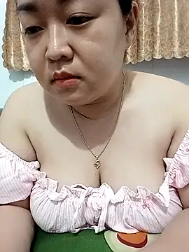 VyOanh2K online show from 10.15.25