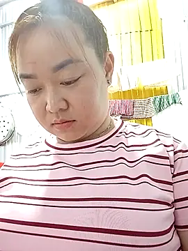 VyOanh2K online show from 11.23.25