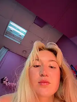 Snapshot of Rimmahottes chatting on 06.14.26 Rimmahottes online show from 06.14.26