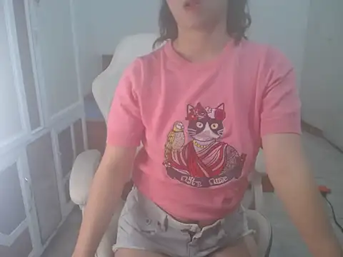 Snapshot of Susu204 chatting on 02.12.25 Susu204 online show from 02.12.25