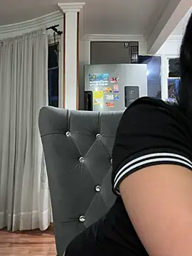 Snapshot of Sara_luna_ chatting on 01.09.25 Sara luna  online show from 01.09.25