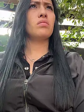 Snapshot of Sara_luna_ chatting on 03.13.25 Sara luna  online show from 03.13.25