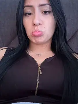 Snapshot of Sara_luna_ chatting on 03.20.25 Sara luna  online show from 03.20.25