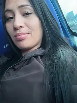 Sara luna  online show from 11.08.25