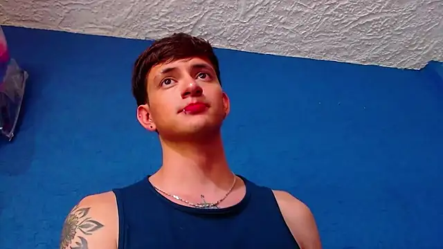 Snapshot of GabyThoms chatting on 01.09.25 GabyThoms online show from 01.09.25