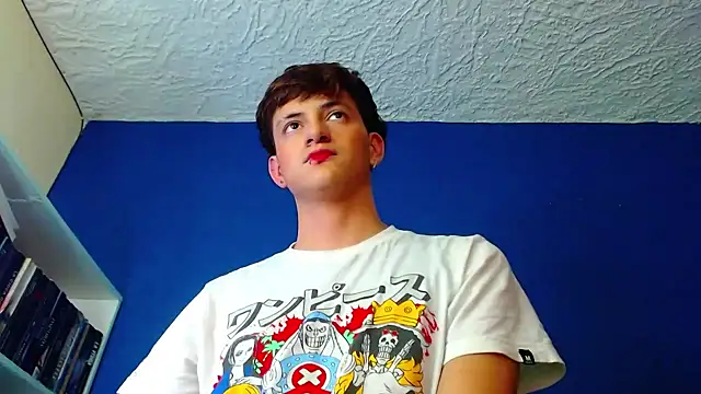 Snapshot of GabyThoms chatting on 01.11.25 GabyThoms online show from 01.11.25