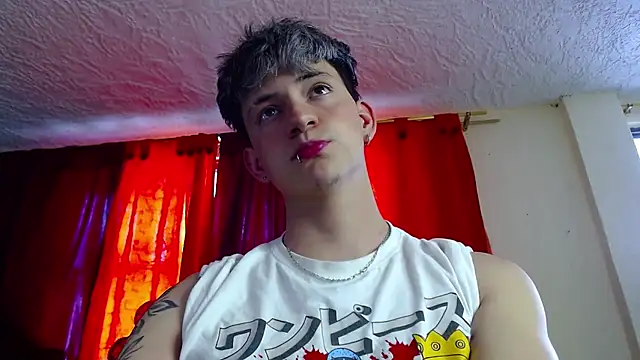 Snapshot of GabyThoms chatting on 01.23.25 GabyThoms online show from 01.23.25