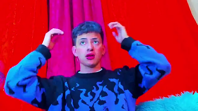 Snapshot of GabyThoms chatting on 03.20.25 GabyThoms online show from 03.20.25