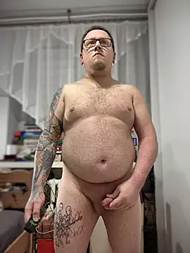 Snapshot of PierreNaked89 chatting on 12.16.24 PierreNaked89 online show from 12.16.24