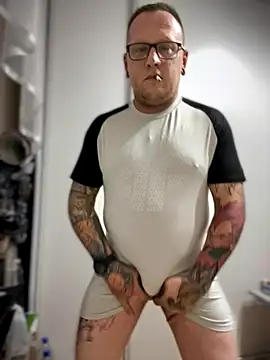 Snapshot of PierreNaked89 chatting on 10.09.25 PierreNaked89 online show from 10.09.25