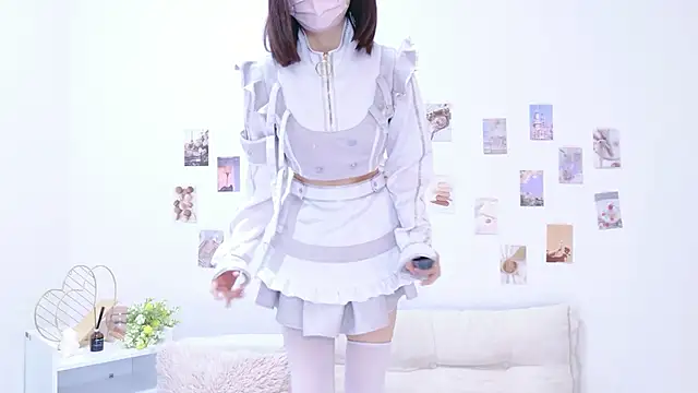 x-naru-x online show from 10.02.25