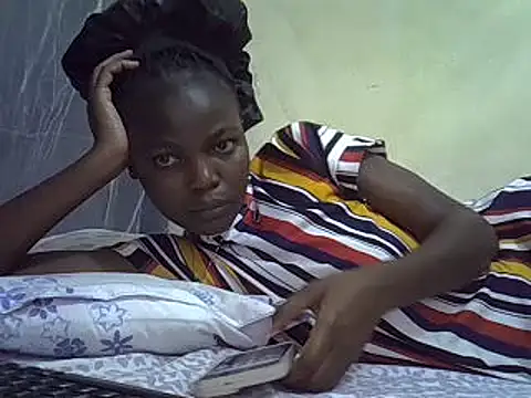 pretty vivy online show from 01.12.25