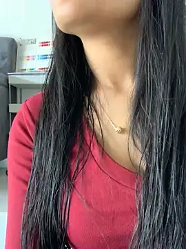 Snapshot of Zeni_fer chatting on 01.23.25 Zeni fer online show from 01.23.25