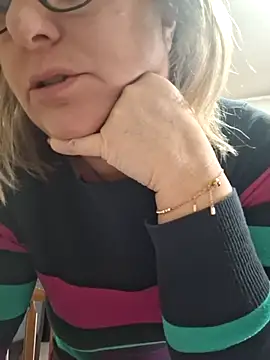 Snapshot of Mara-24 chatting on 02.19.26 Mara-24 online show from 02.19.26