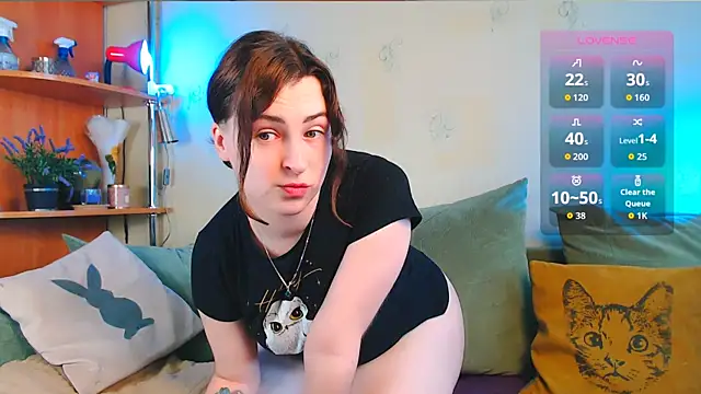 Snapshot of Caroline1995 chatting on 09.26.25 Caroline1995 online show from 09.26.25