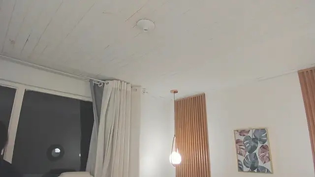 TiffanyWright online show from 12.04.25