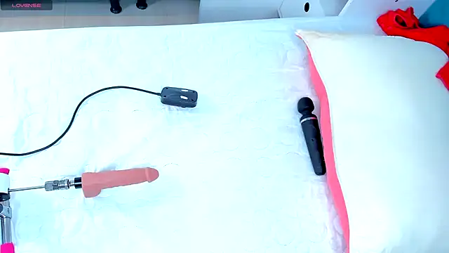 CintiaVega online show from 02.04.25