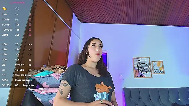 Cassie fletcher  online show from 11.13.25