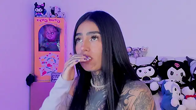 shadowcatt  online show from 11.25.25