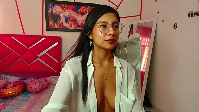 Snapshot of _Jessi29_ chatting on 03.21.25  Jessi29  online show from 03.21.25