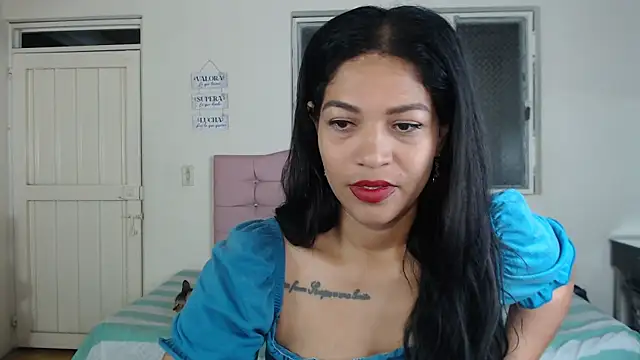 makennaa  online show from 04.21.26