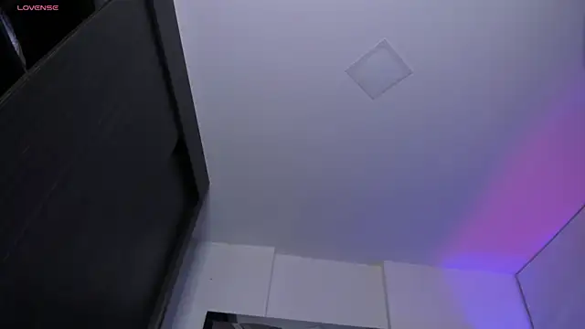 samaay07  online show from 10.27.25