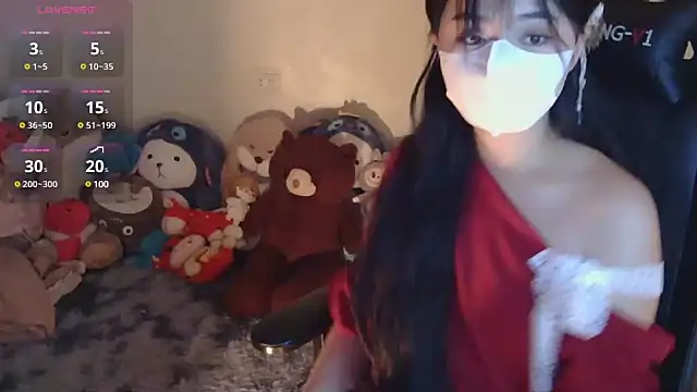 Snapshot of TimmyZi chatting on 12.08.24 TimmyZi online show from 12.08.24