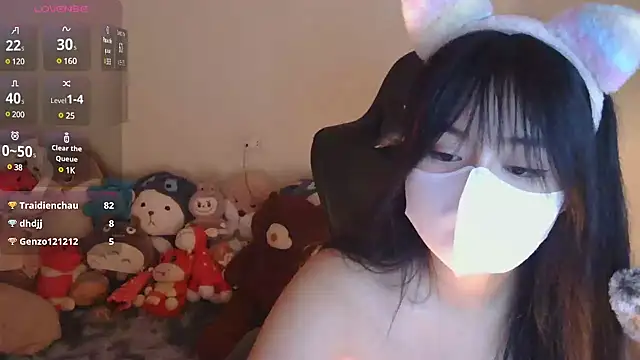 Snapshot of TimmyZi chatting on 12.12.24 TimmyZi online show from 12.12.24