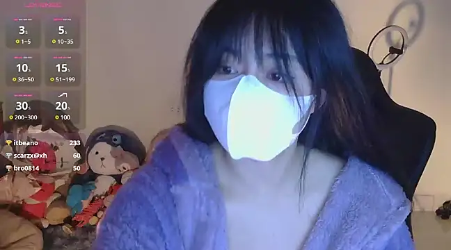 Snapshot of TimmyZi chatting on 12.15.24 TimmyZi online show from 12.15.24