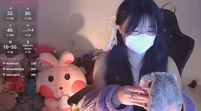 Snapshot of TimmyZi chatting on 12.25.24 TimmyZi online show from 12.25.24