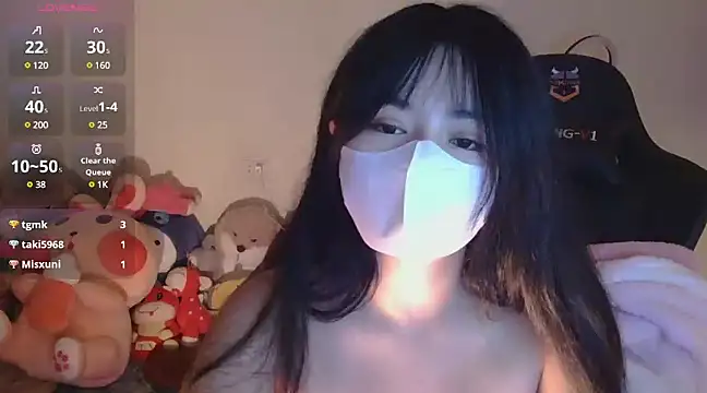 Snapshot of TimmyZi chatting on 01.03.25 TimmyZi online show from 01.03.25