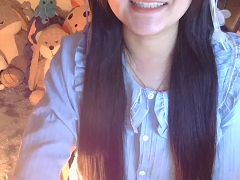 Snapshot of TimmyZi chatting on 02.23.25 TimmyZi online show from 02.23.25