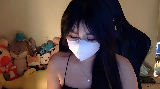 Snapshot of TimmyZi chatting on 03.17.25 TimmyZi online show from 03.17.25