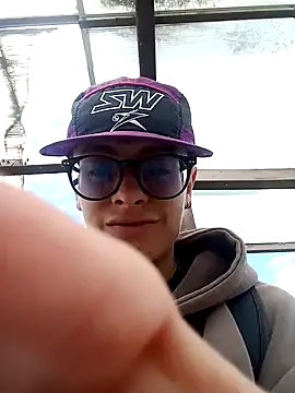 Cuervo maniaco online show from 01.15.25