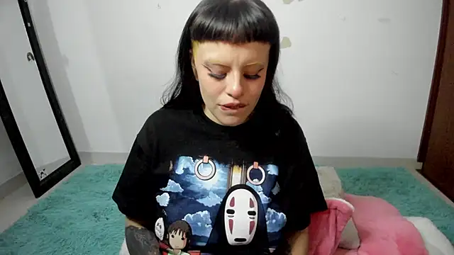 Snapshot of Lucyfx666 chatting on 12.24.24 Lucyfx666 online show from 12.24.24
