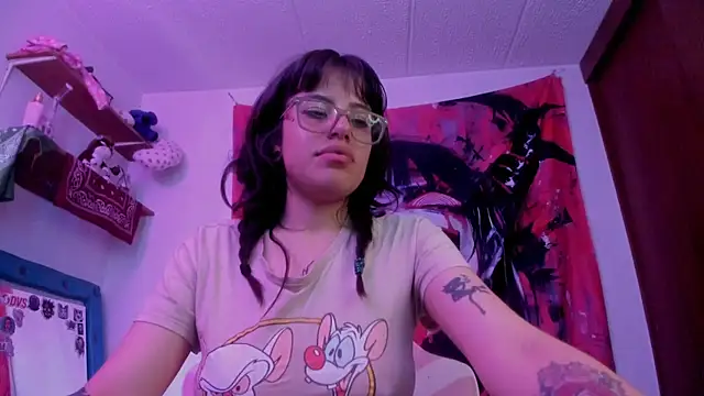 Lucyfx666 online show from 05.26.26
