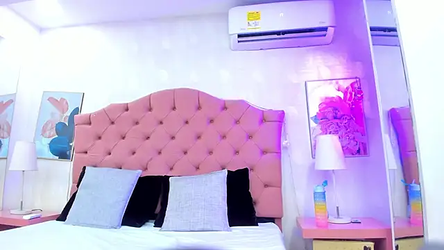 VictoriaBlakee online show from 01.22.25
