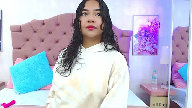 VictoriaBlakee online show from 03.08.25