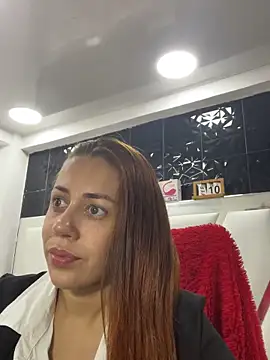Snapshot of AnnbellaRosse chatting on 02.10.25 AnnbellaRosse online show from 02.10.25