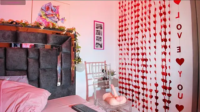 Snapshot of AmbeerBecker chatting on 02.14.26 AmbeerBecker online show from 02.14.26