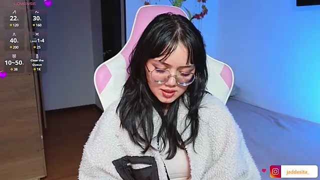 suzumi   online show from 01.24.25